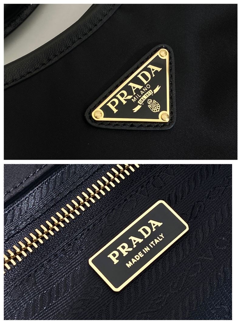 Pra*a tote bags